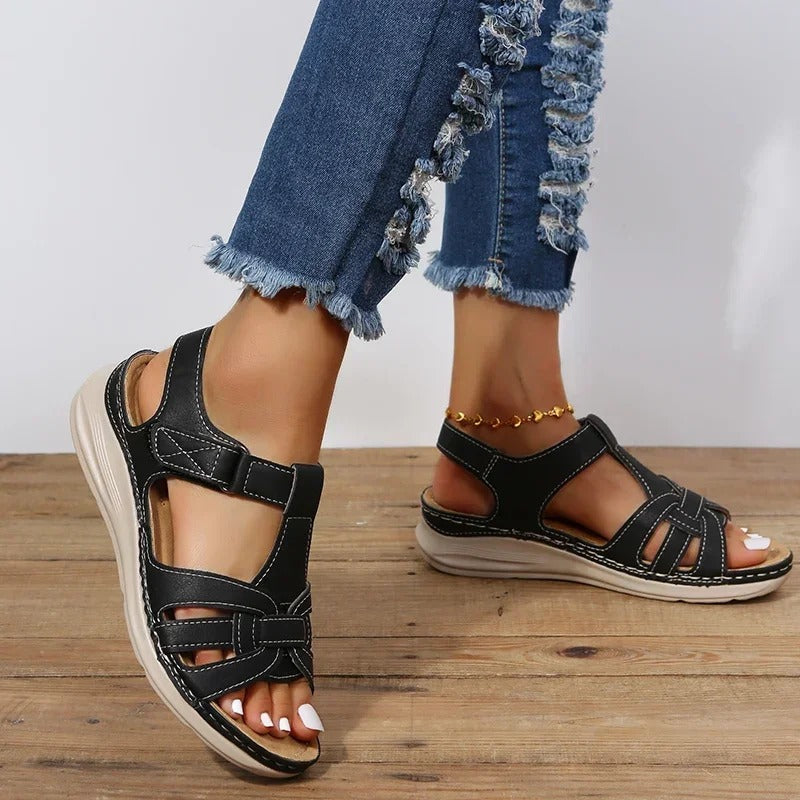 Chic und Stil | Orthopedic Leather Sandals