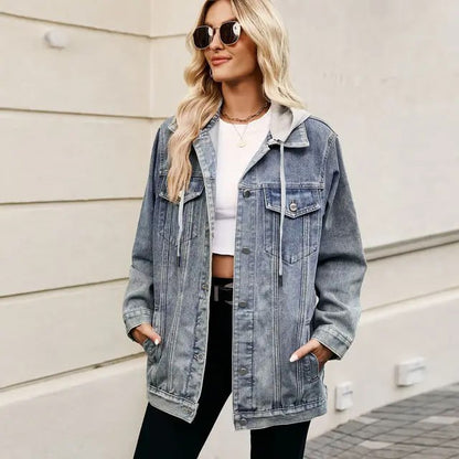 Chic und Stil | The Vintage Denim Jacket Under Your Coat