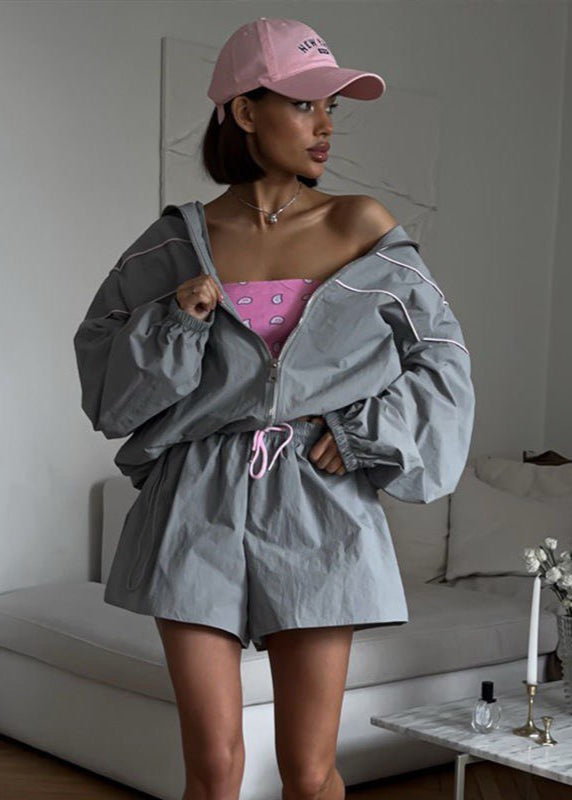 Chic und Stil | Windbreaker Set – Oversized Zip Jacket & High-Waisted Shorts