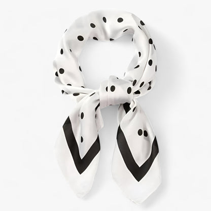 Chic und Stil | Silk Scarves - for Style and Versatility