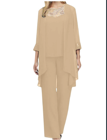 Chic und Stil | The Chic and Comfortable Three-Piece Ensemble