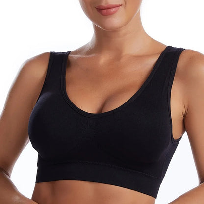 Chic und Stil | Wire-Free Plus-Size Bra with Padding for Women